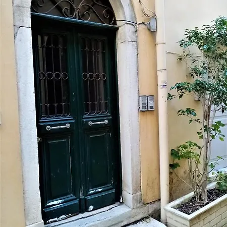 Апартаменты Calista Liston Corfu *